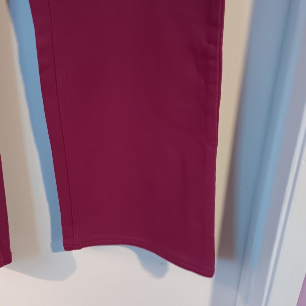 DENIM CO WOMEN'S SIZE 14 STRETCHY WINE COLOR PANTS EUC - Picture 4 of 8